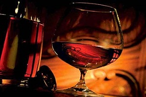 Виски шотландский или скотч является очень крепким и уникальным в своем роде напитком и требует особого подхода – смакования, хотя древние горцы создали его для того, чтобы быстро опьянеть.