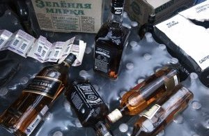 Россияне приобрели нелегального виски на миллиарды рублей